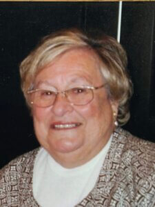 Carolyn Joan Golding